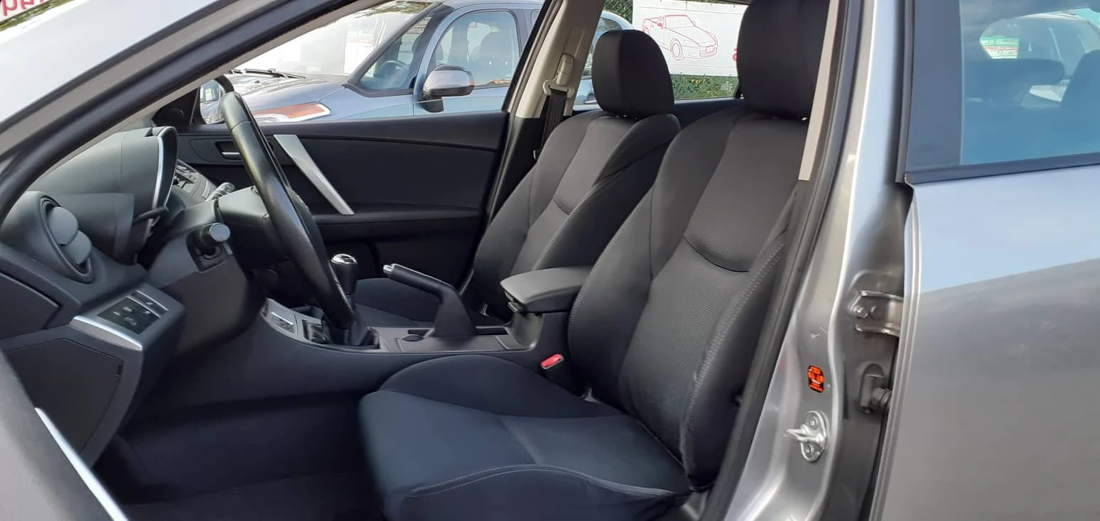 Mazda 3 1.6i* 36м. х 414лв.*  - изображение 7