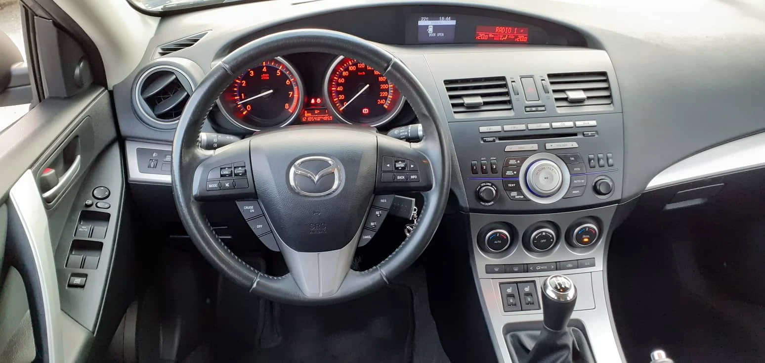 Mazda 3 1.6i* 36м. х 414лв.*  - изображение 10