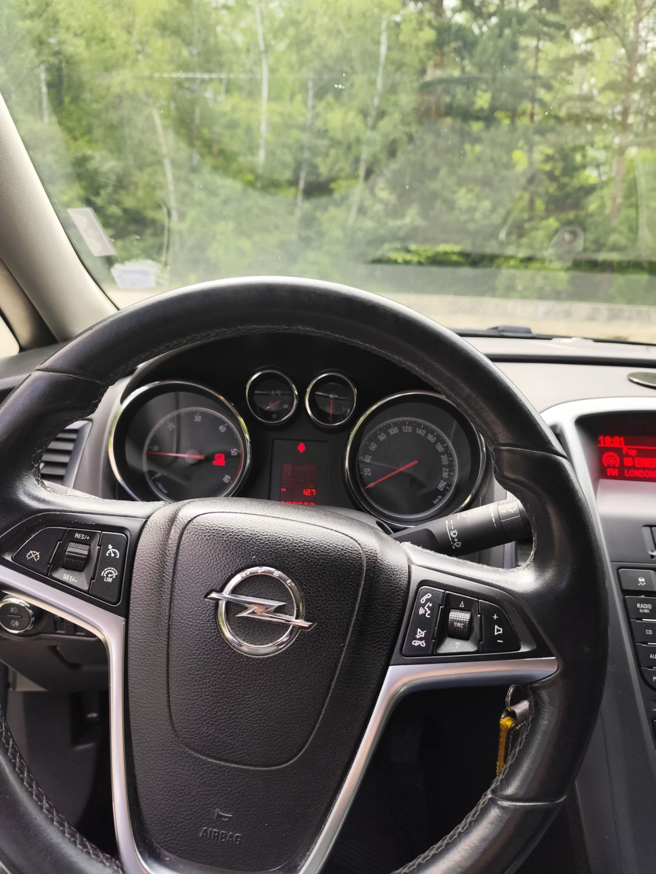 Opel Astra 1.7 CDTI - изображение 9