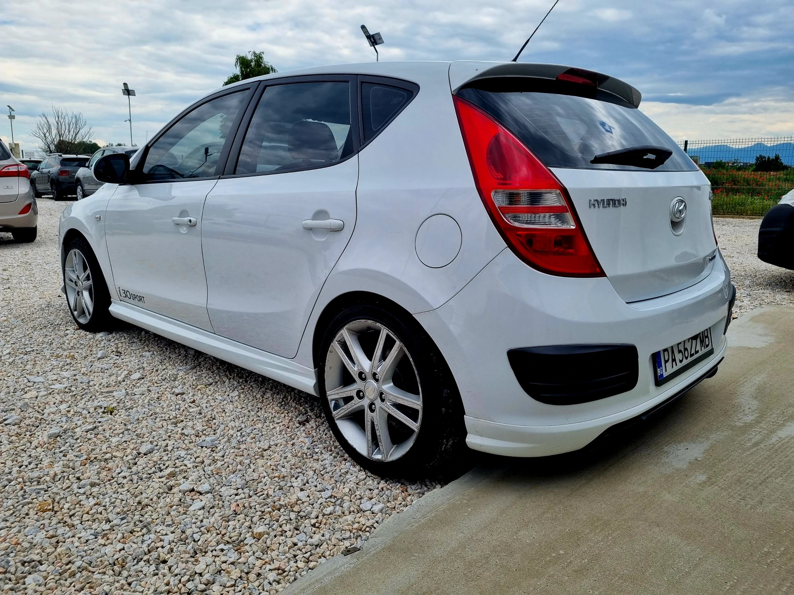 Hyundai I30 1.6CRDI 116ks. Sport Line Navi - изображение 8