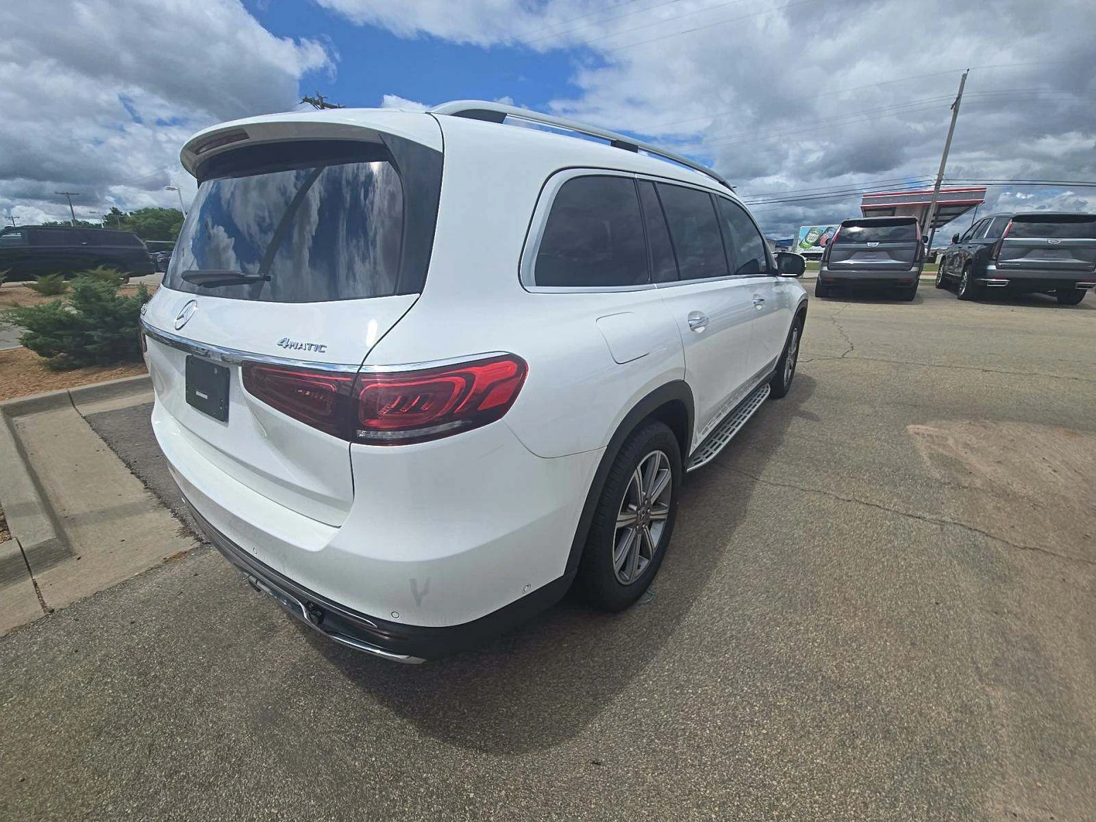 Mercedes-Benz GLS 450  - изображение 5
