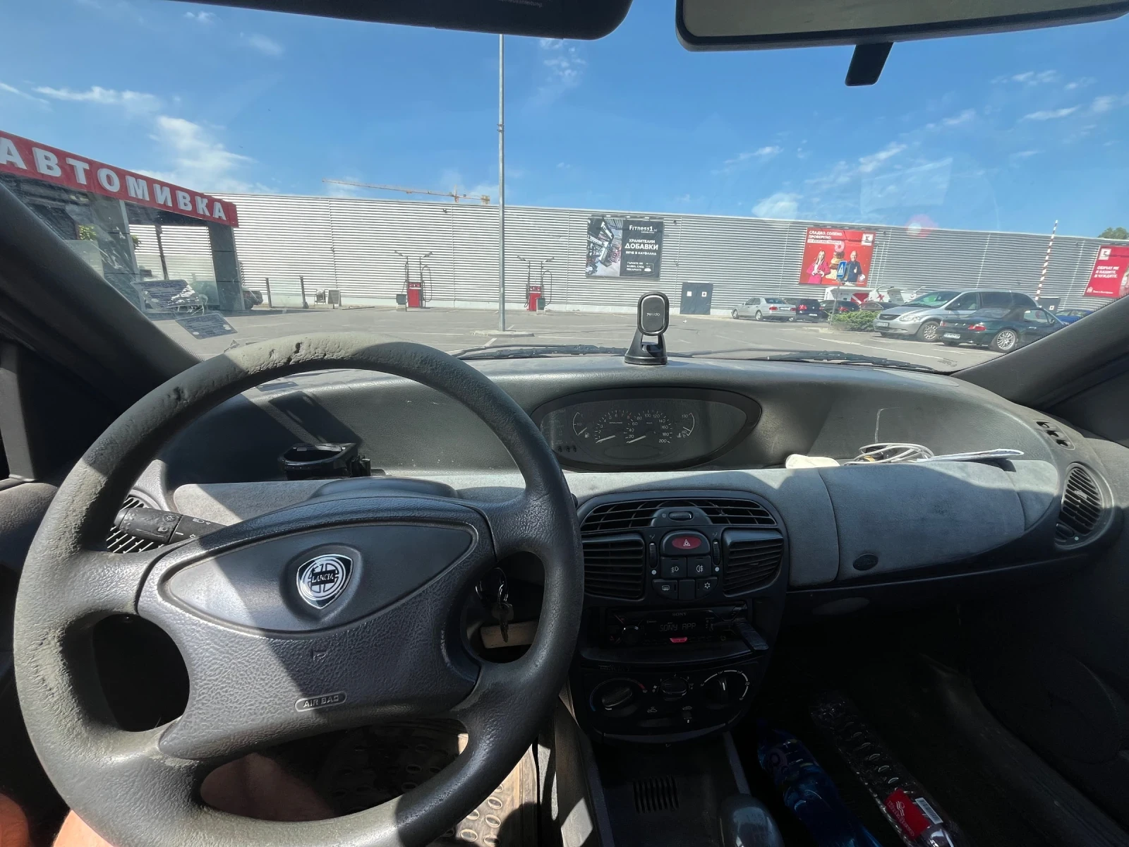 Lancia Y  - изображение 10