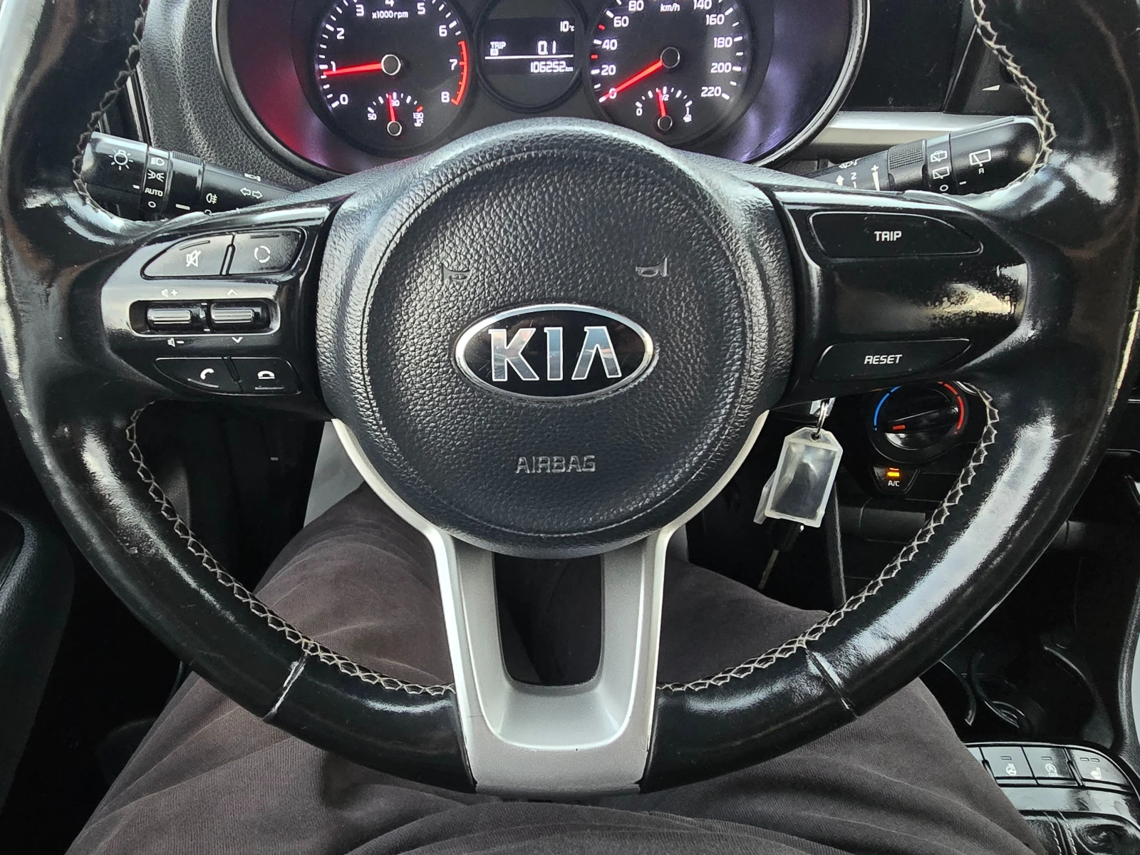 Kia Picanto 1.0I-70K.C-EURO6B-FACE | Mobile.bg   17