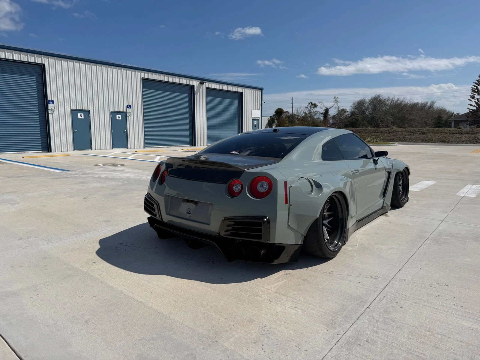Nissan Gt-r  - изображение 5