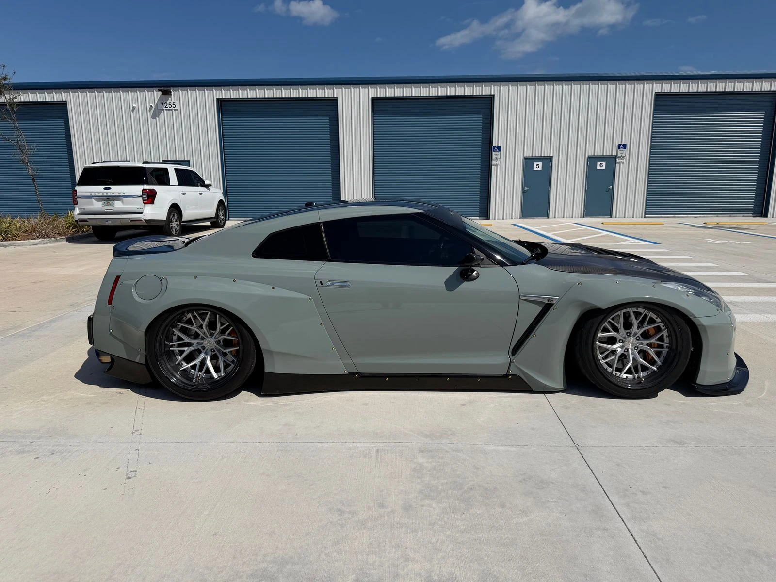 Nissan Gt-r  - изображение 4