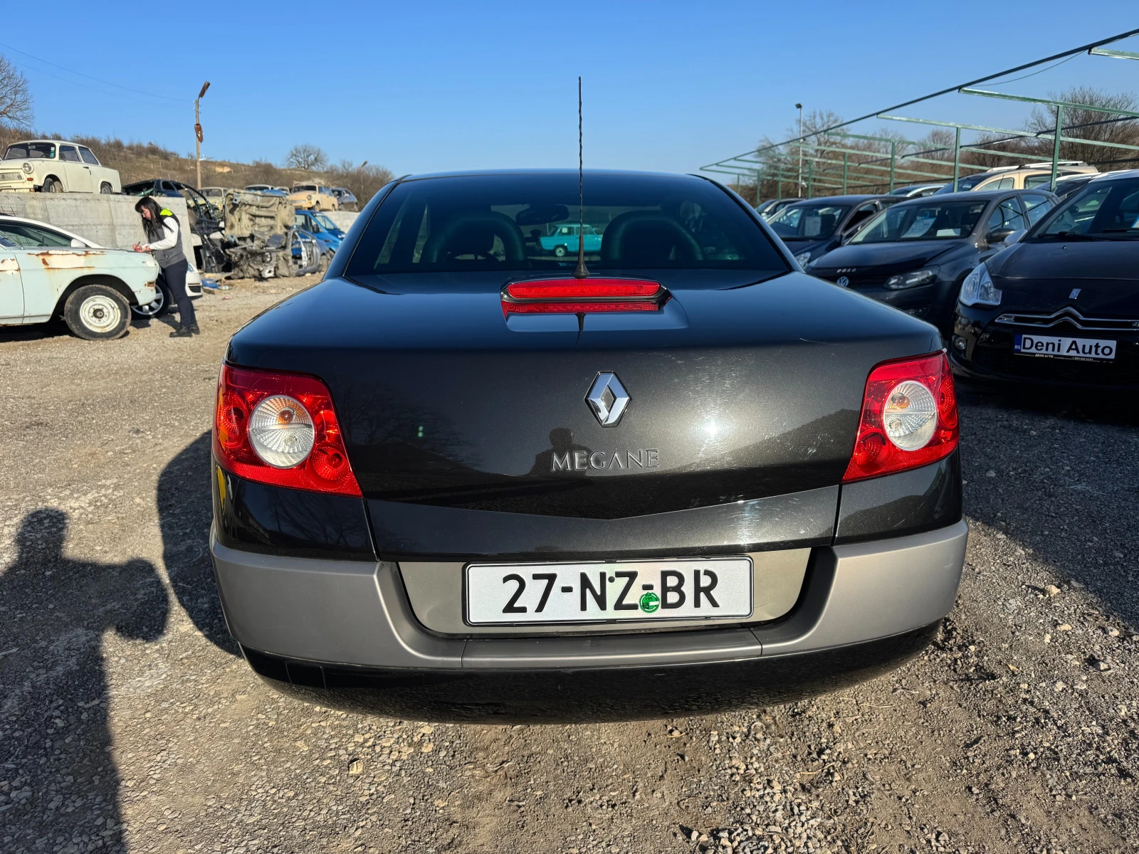 Renault Megane 2.0 i , снимка 6 - Автомобили и джипове - 53830021