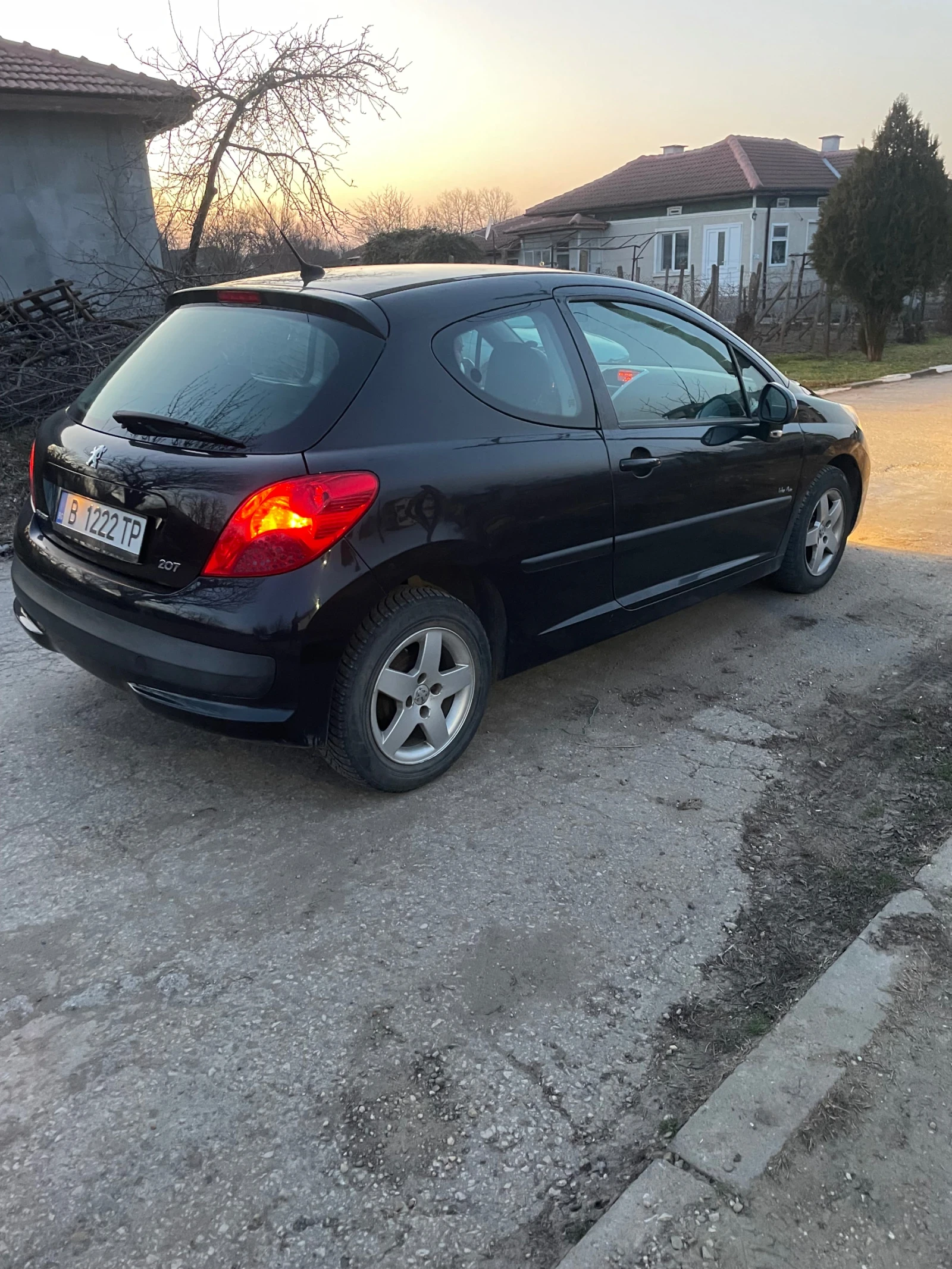 Peugeot 207 1.4, снимка 5 - Автомобили и джипове - 53863475