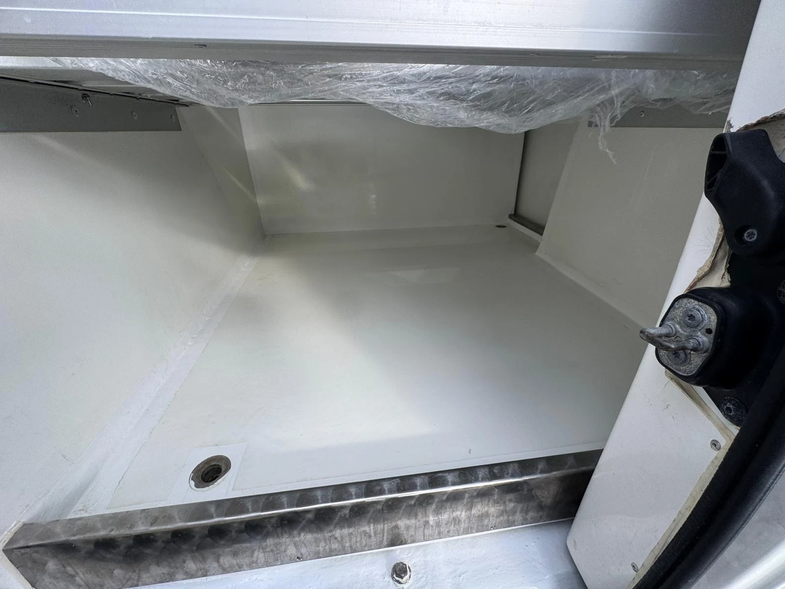 Peugeot Partner, снимка 11 - Автомобили и джипове - 53912778