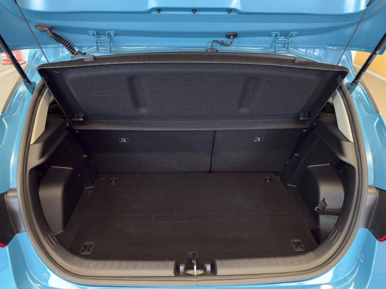 Hyundai I20 EXCLUSIVE, снимка 17 - Автомобили и джипове - 54044374