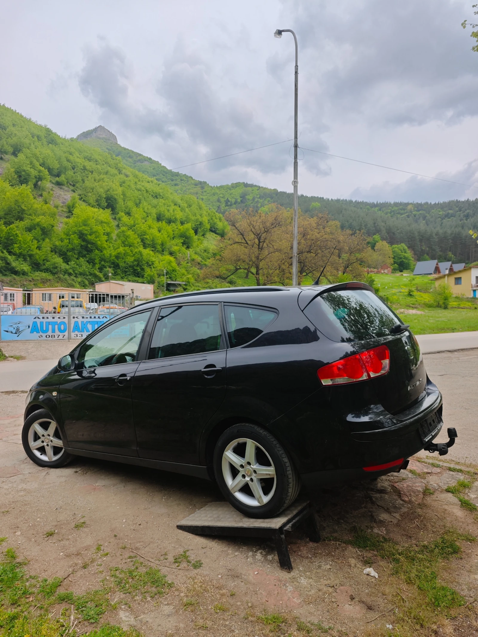 Seat Altea 1.4I НОВ ВНОС, снимка 6 - Автомобили и джипове - 54491174