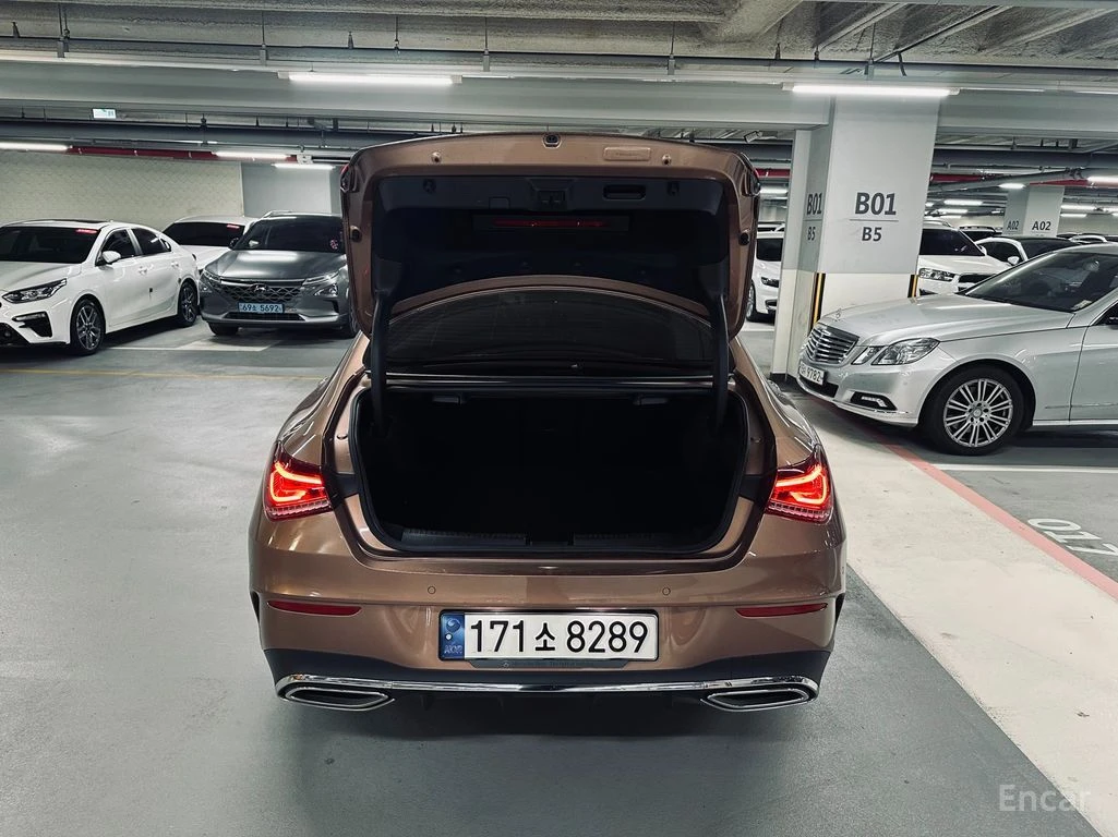 Mercedes-Benz CLA 250 4MATIC* AMG* AMBIENT* CARPLAY* ПАНОРАМА* КАМЕРА, снимка 5 - Автомобили и джипове - 54567218