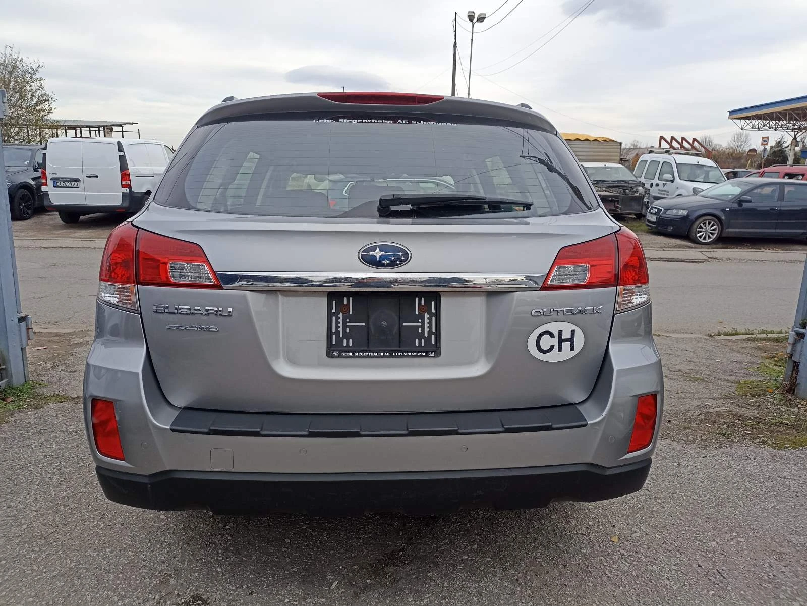 Subaru Outback, снимка 5 - Автомобили и джипове - 54839878