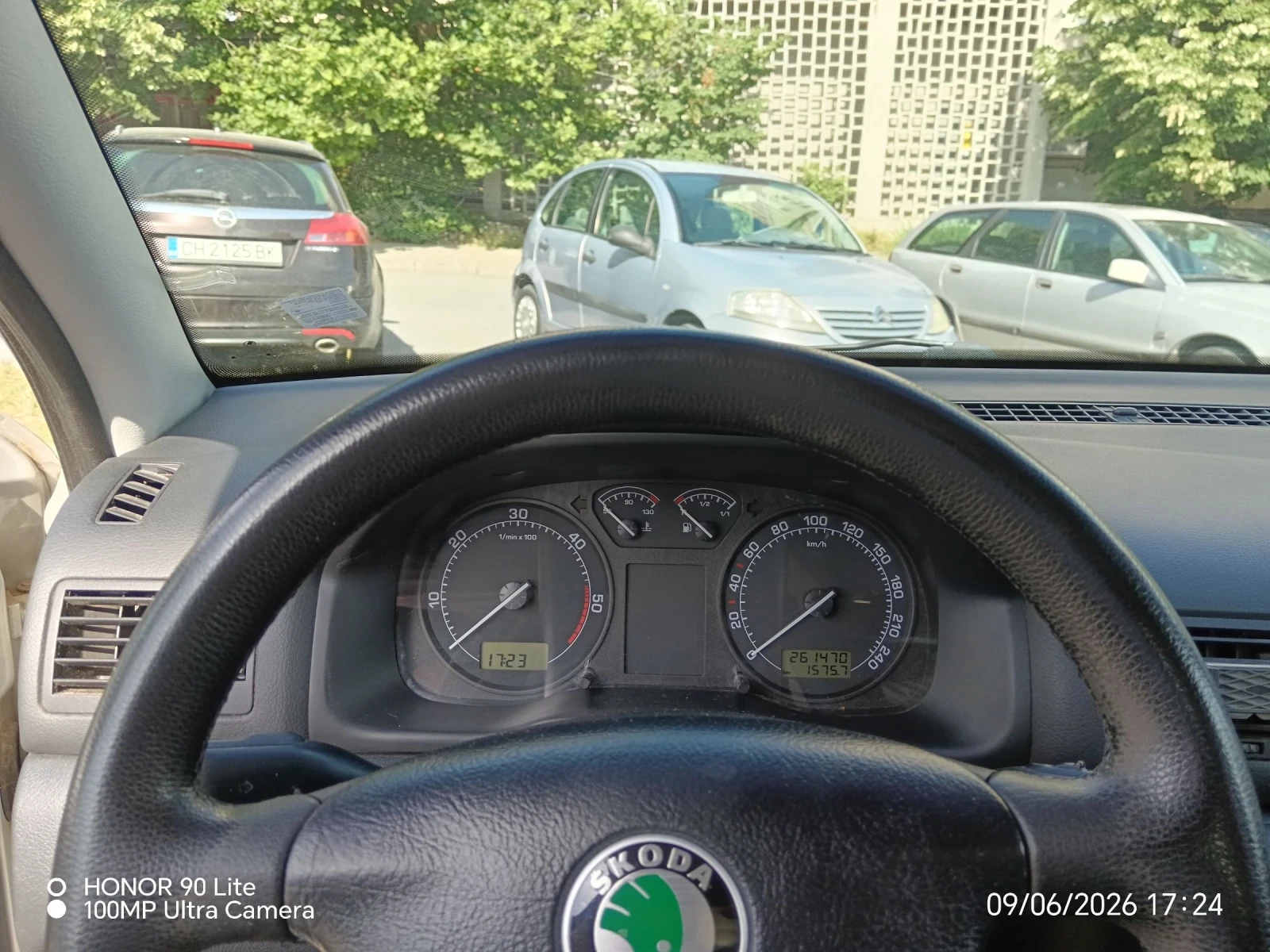 Skoda Octavia, снимка 9 - Автомобили и джипове - 54971350