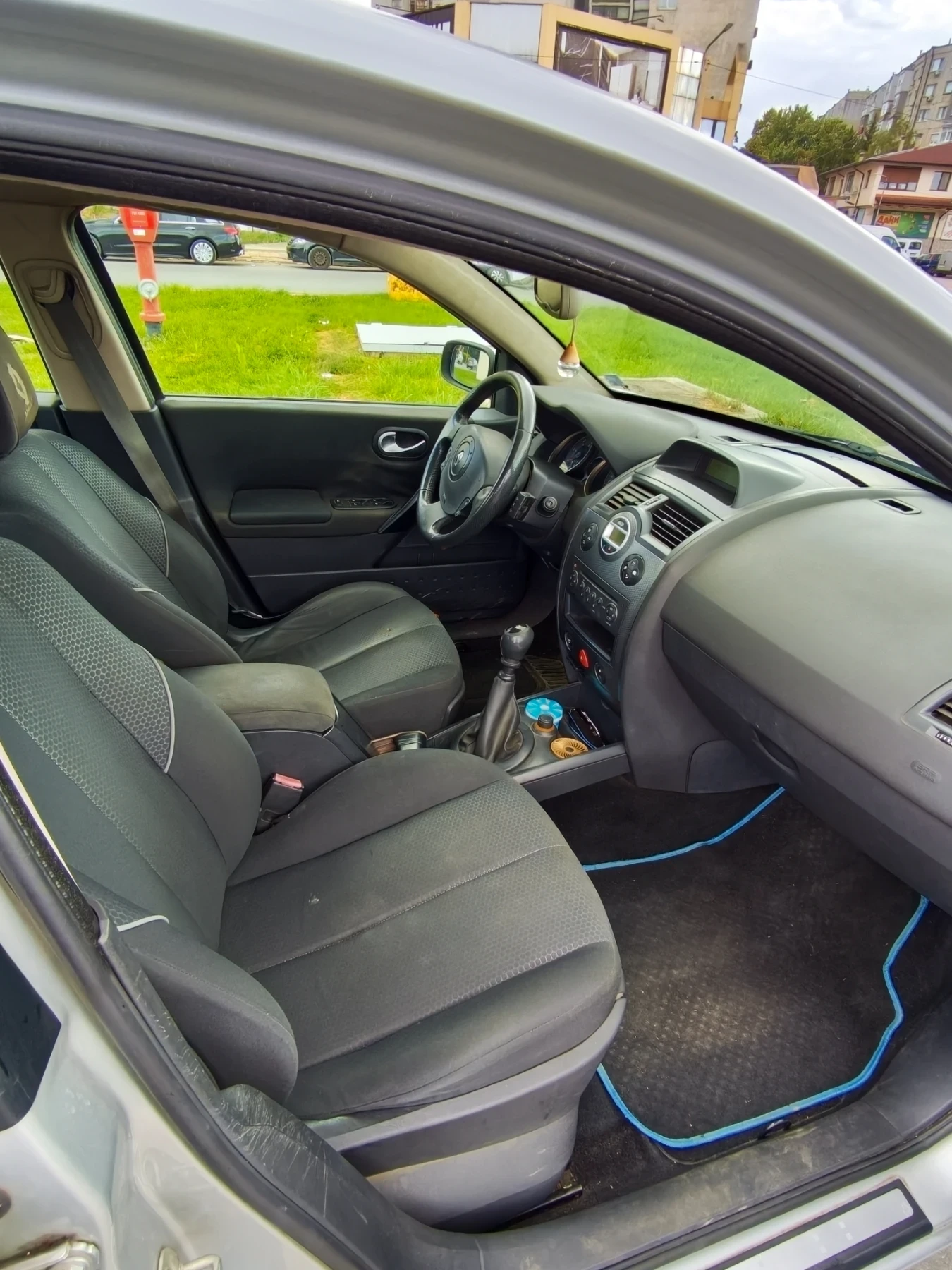 Renault Megane 1, 9 Tdi, снимка 15 - Автомобили и джипове - 55666282