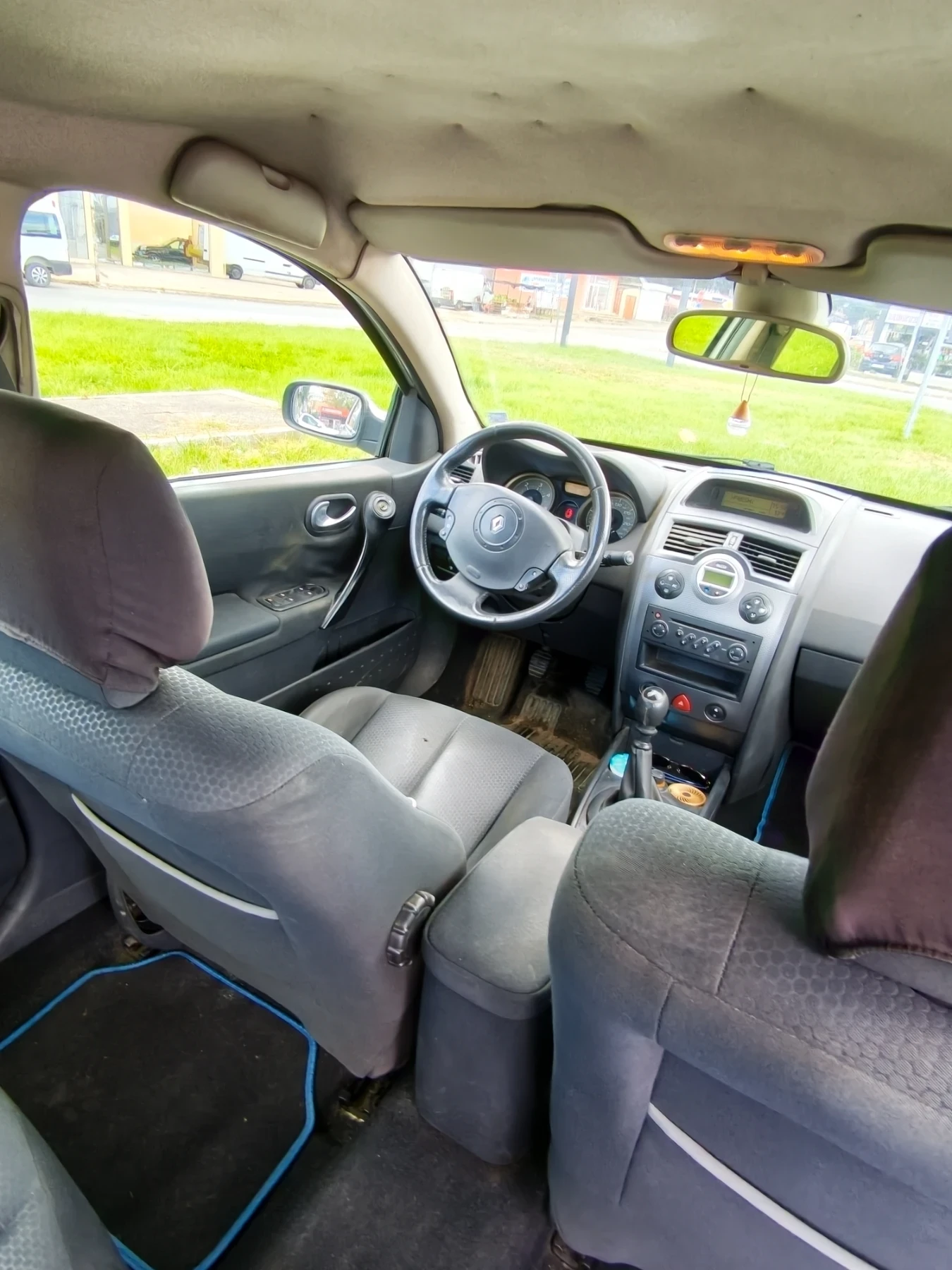 Renault Megane 1, 9 Tdi, снимка 10 - Автомобили и джипове - 55666282
