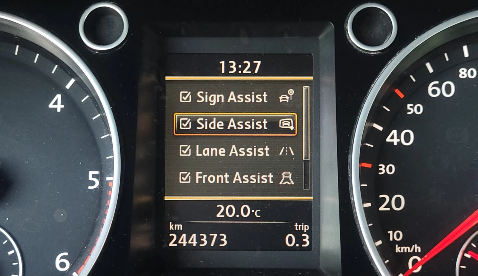 VW Passat Sportline-Distronic-244хкм-Germany-пълна история, снимка 14 - Автомобили и джипове - 55774118