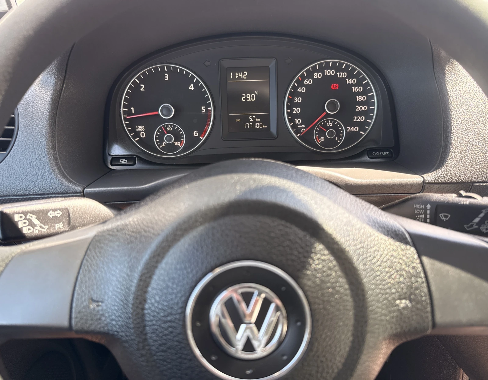 VW Caddy 1.6TDI КЛИМАТИК;EURO5;TUV;GERMANY, снимка 11 - Автомобили и джипове - 55852424