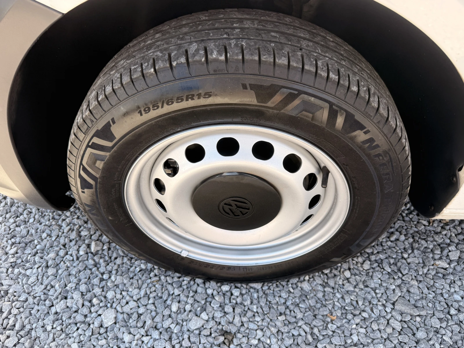 VW Caddy 1.6TDI КЛИМАТИК;EURO5;TUV;GERMANY, снимка 16 - Автомобили и джипове - 55852424