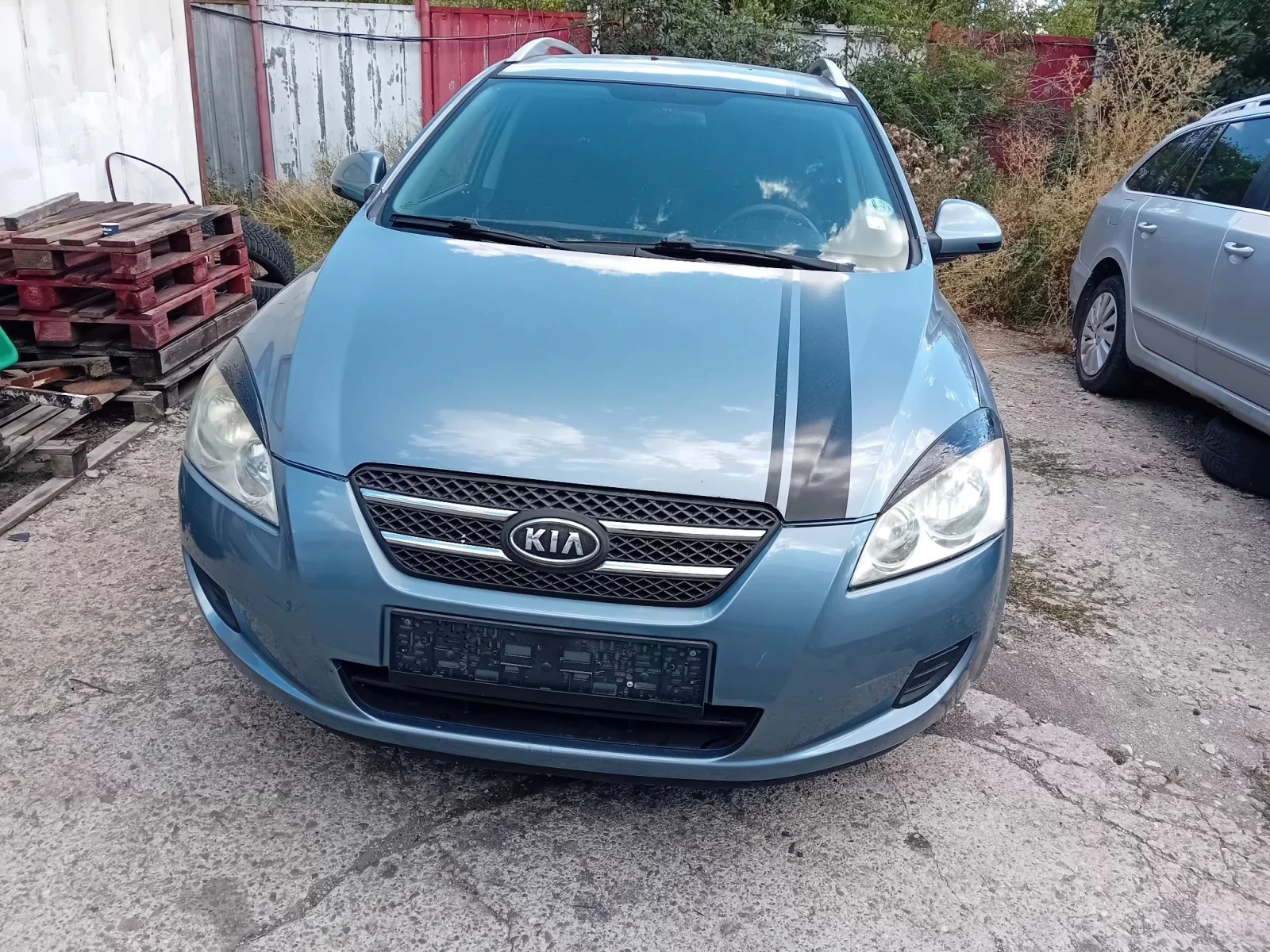Kia Ceed, снимка 2 - Автомобили и джипове - 56015327