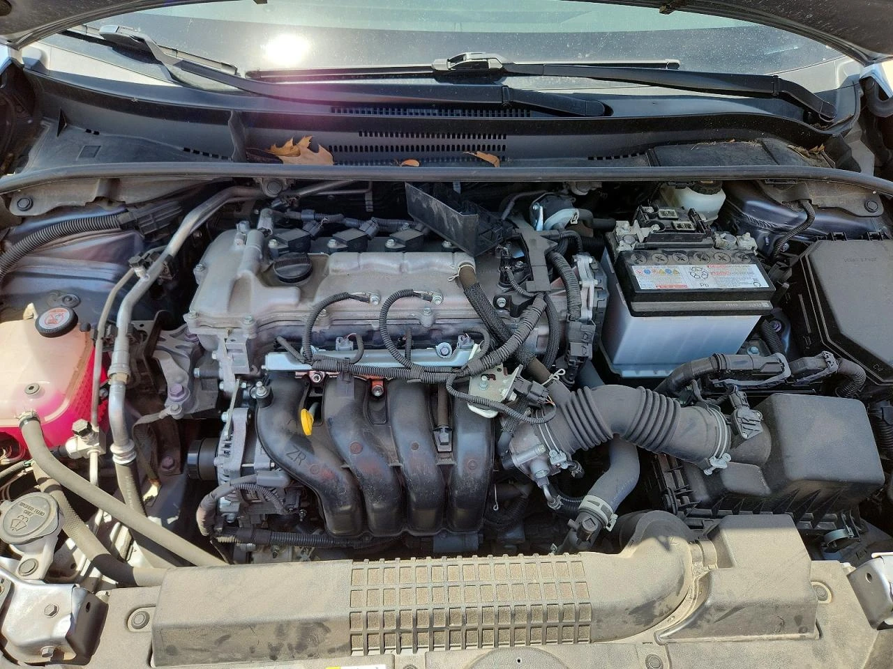 Toyota Corolla 1.8l Le, снимка 11 - Автомобили и джипове - 56075454