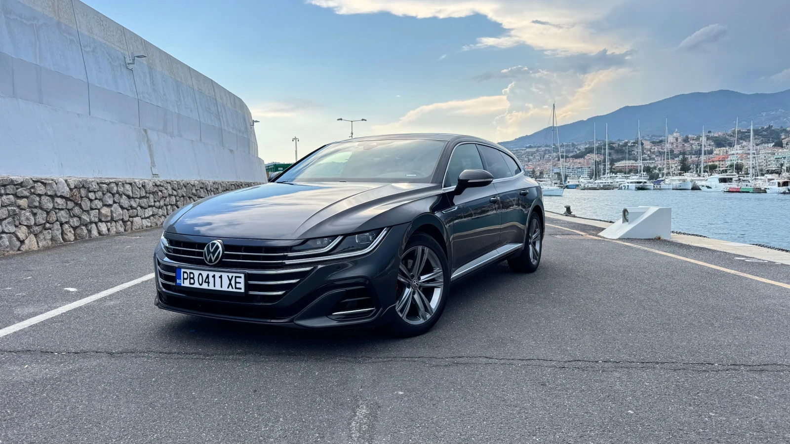 VW Arteon 2.0 TDI 150 к.с. DSG R-Line   DCC   Distronic   IQ, снимка 3 - Автомобили и джипове - 56314507