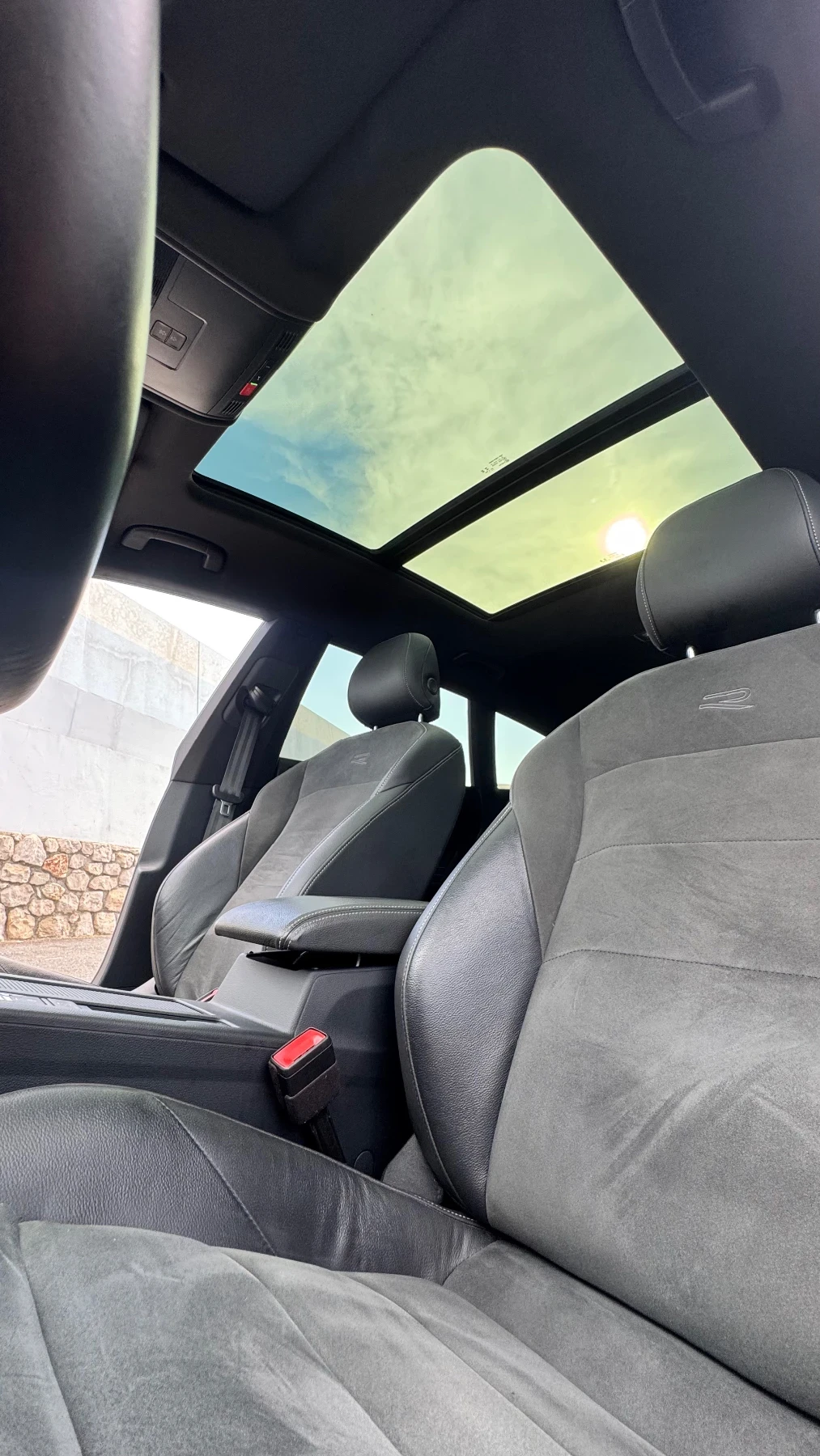 VW Arteon 2.0 TDI 150 к.с. DSG R-Line   DCC   Distronic   IQ, снимка 5 - Автомобили и джипове - 56314507
