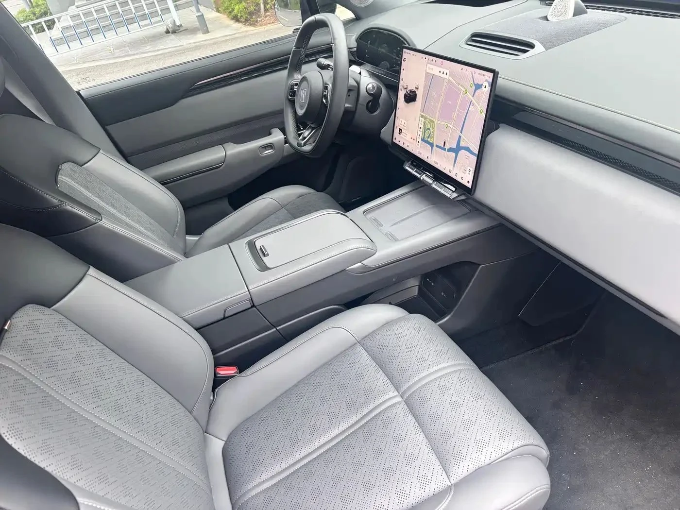 Zeekr 7X, снимка 9 - Автомобили и джипове - 56711085