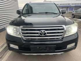 Toyota Land cruiser J200+ V8+ 7места+ Камера+ Шибидах+ Теглич, снимка 7