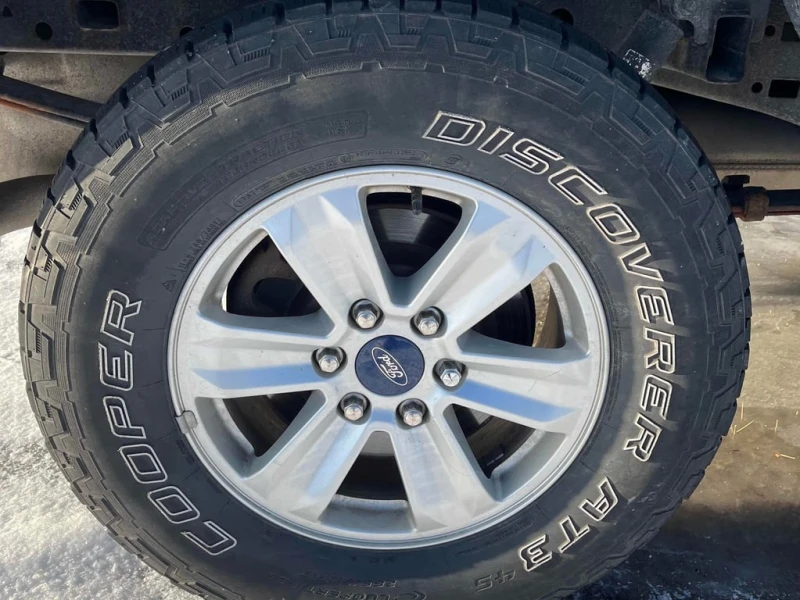 Ford F150 * 4WD SuperCrew Box * CARFAX * БЕЗ ПЪРВОНАЧАЛНА ВН, снимка 13 - Автомобили и джипове - 52776368