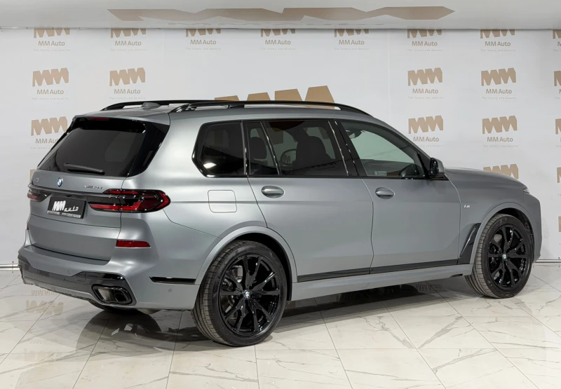 BMW X7 40d* xDrive* M-SportPRO* HuD* Pano* H/K, снимка 2 - Автомобили и джипове - 53328261