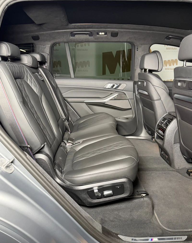 BMW X7 40d* xDrive* M-SportPRO* HuD* Pano* H/K, снимка 12 - Автомобили и джипове - 53328261