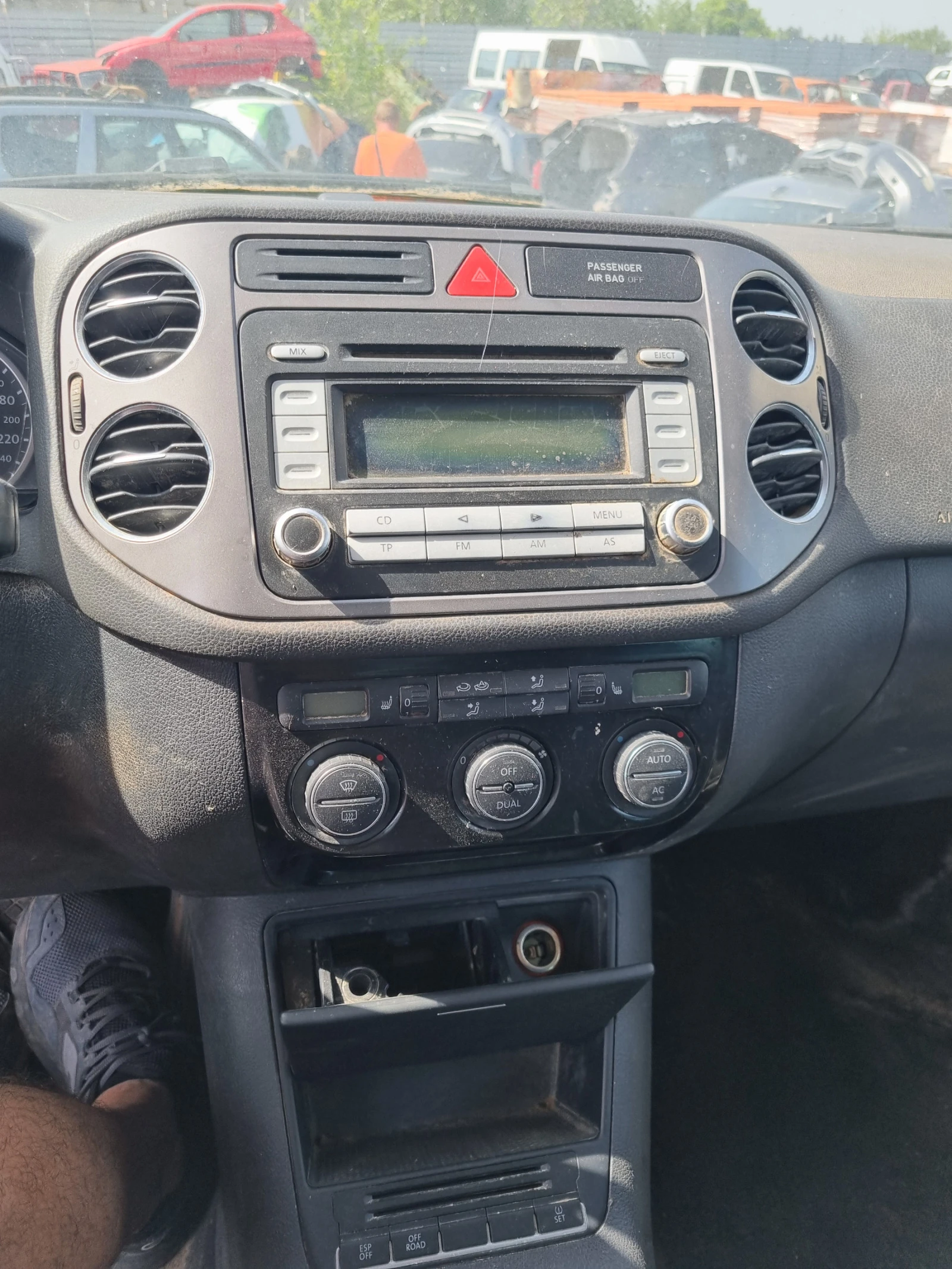 VW Tiguan 2.0tdi-140ks-2008god-На части!!!4Х4-Панорама Dsj | Mobile.bg — изображение 15