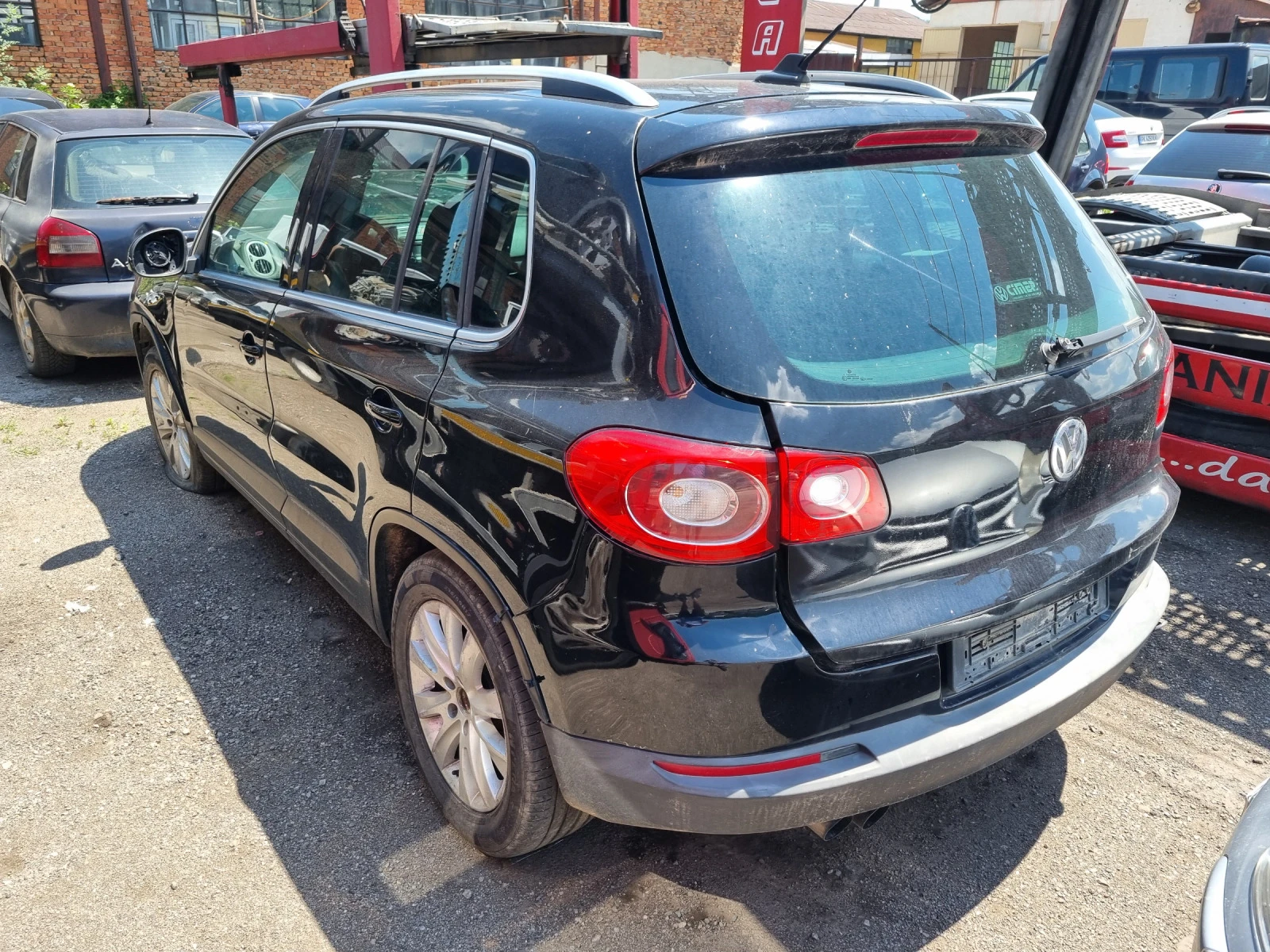 VW Tiguan 2.0tdi-140ks-2008god-На части!!!4Х4-Панорама Dsj | Mobile.bg — изображение 12