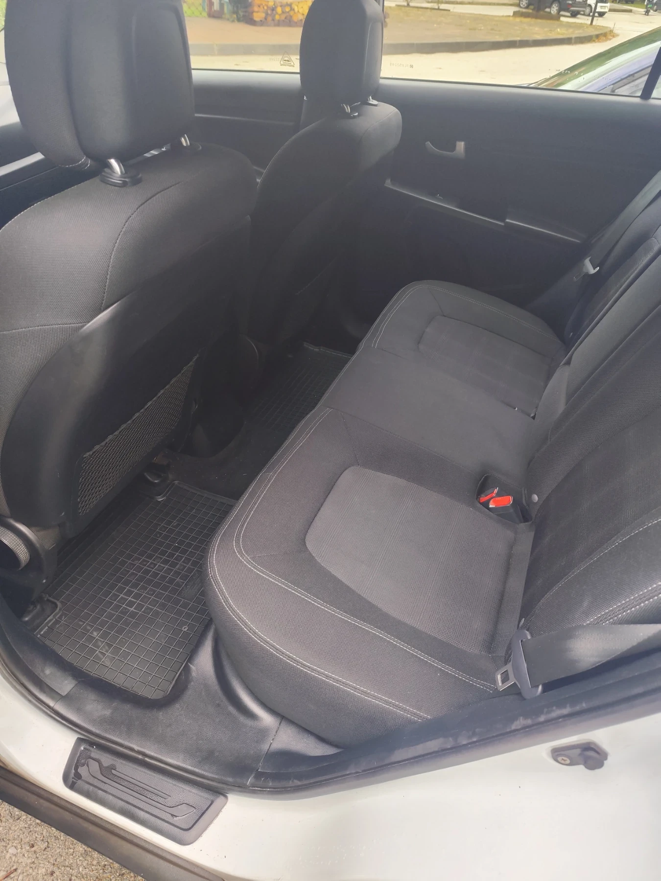 Kia Sportage 2.0 crdi - изображение 7