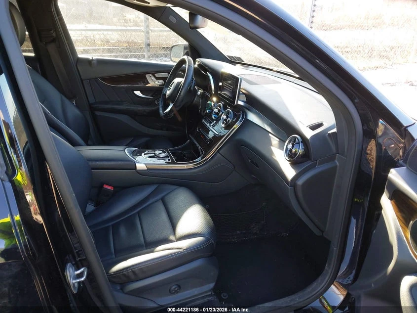 Mercedes-Benz GLC 300 4MATIC* AMG-�����* �������* ��������* ������ ����� | Mobile.bg � ����������� 7