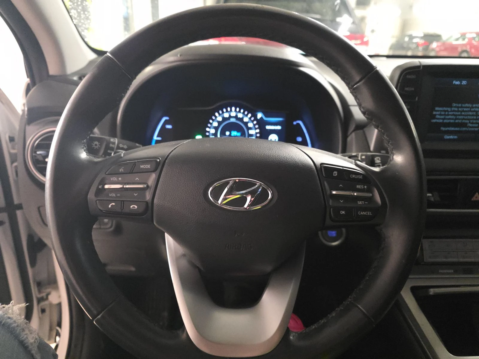 Hyundai Kona, снимка 11 - Автомобили и джипове - 53893890