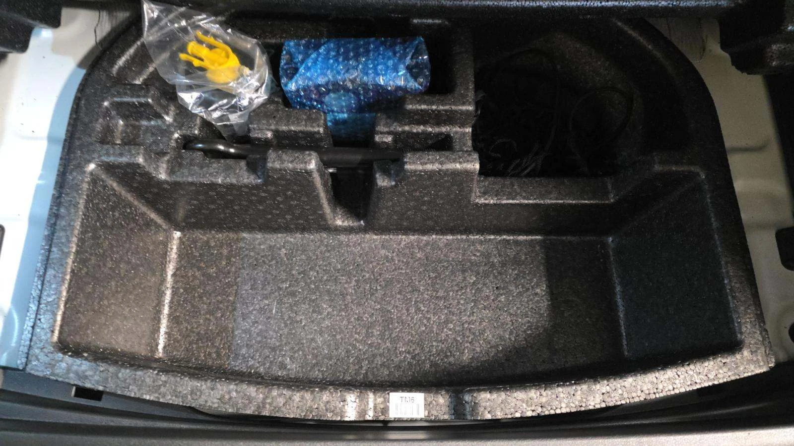 Hyundai Kona, снимка 14 - Автомобили и джипове - 53893890