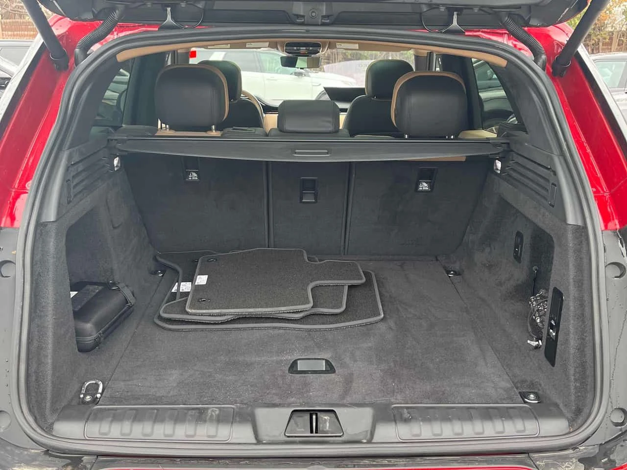 Land Rover Range Rover Sport * Dynamic SE * CARFAX * MERIDIAN * ОБДУХВАНЕ * , снимка 11 - Автомобили и джипове - 54088865