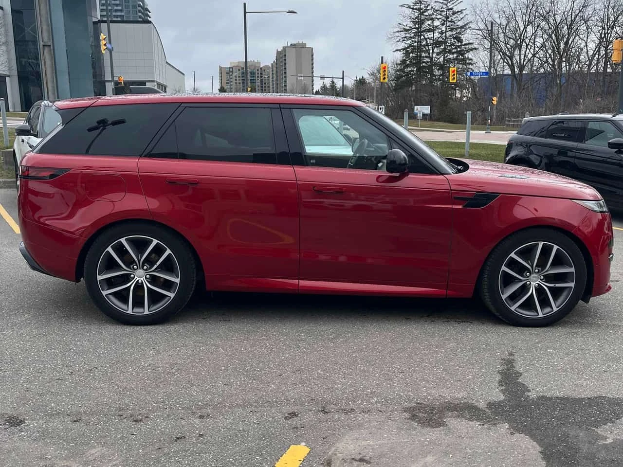 Land Rover Range Rover Sport * Dynamic SE * CARFAX * MERIDIAN * ОБДУХВАНЕ * , снимка 3 - Автомобили и джипове - 54088865