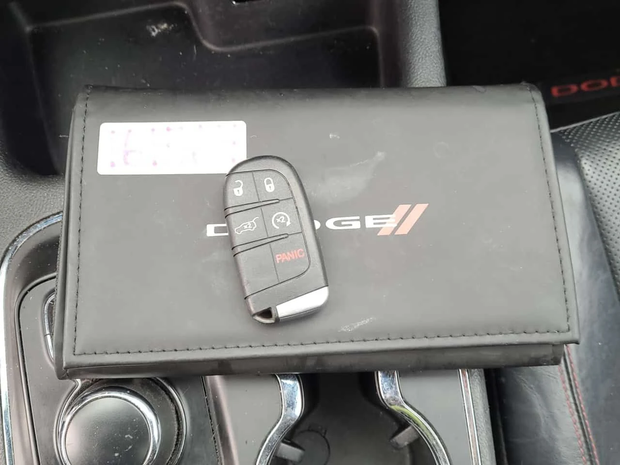 Dodge Durango R/T /CARFAX/Подгрев/Обдух/Шибедах/7 места, снимка 8 - Автомобили и джипове - 54120442