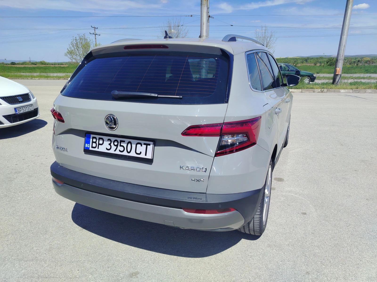 Skoda Karoq 2.0 TDI 4x4 , снимка 3 - Автомобили и джипове - 54304147