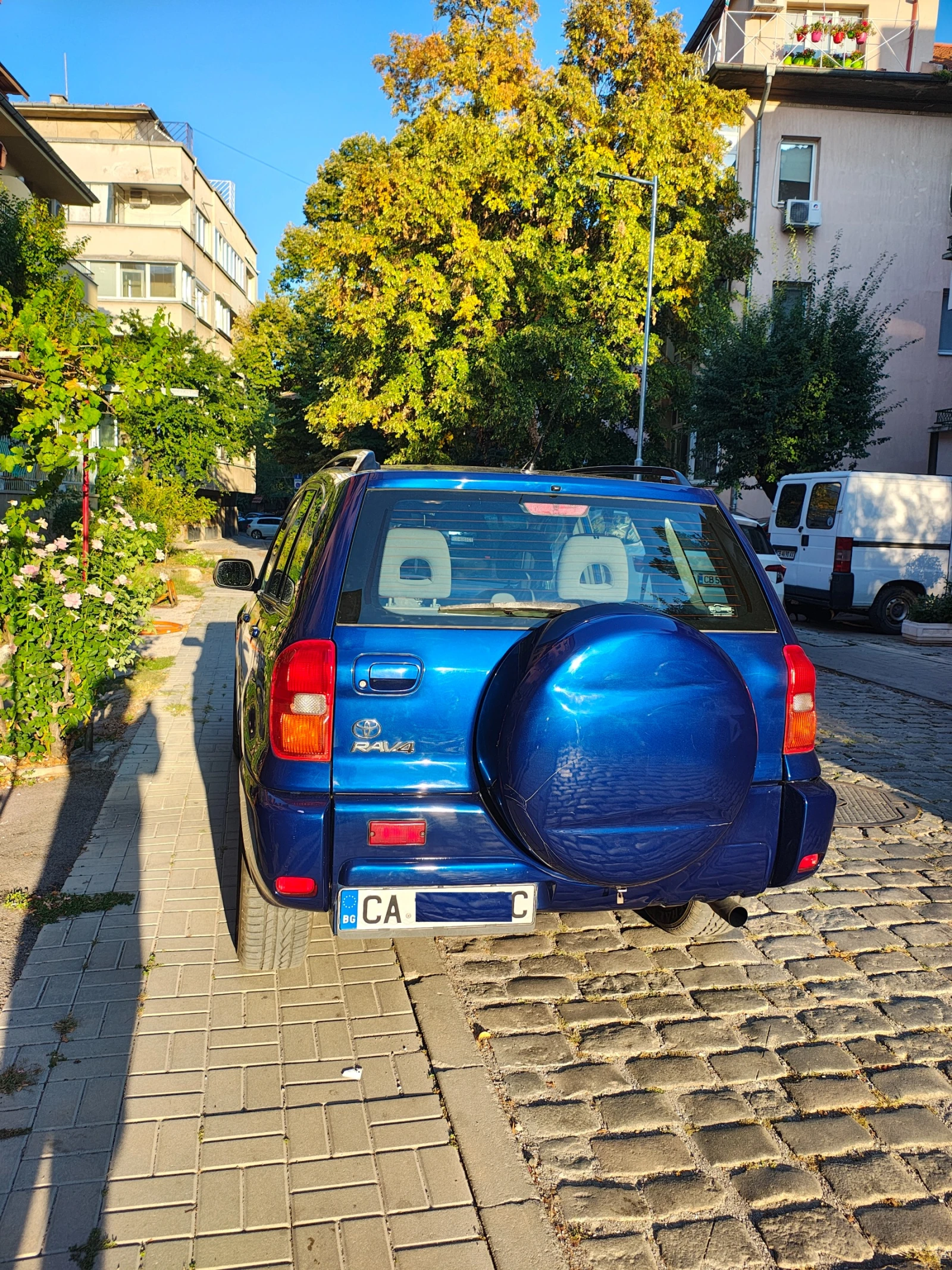Toyota Rav4, снимка 3 - Автомобили и джипове - 56012211