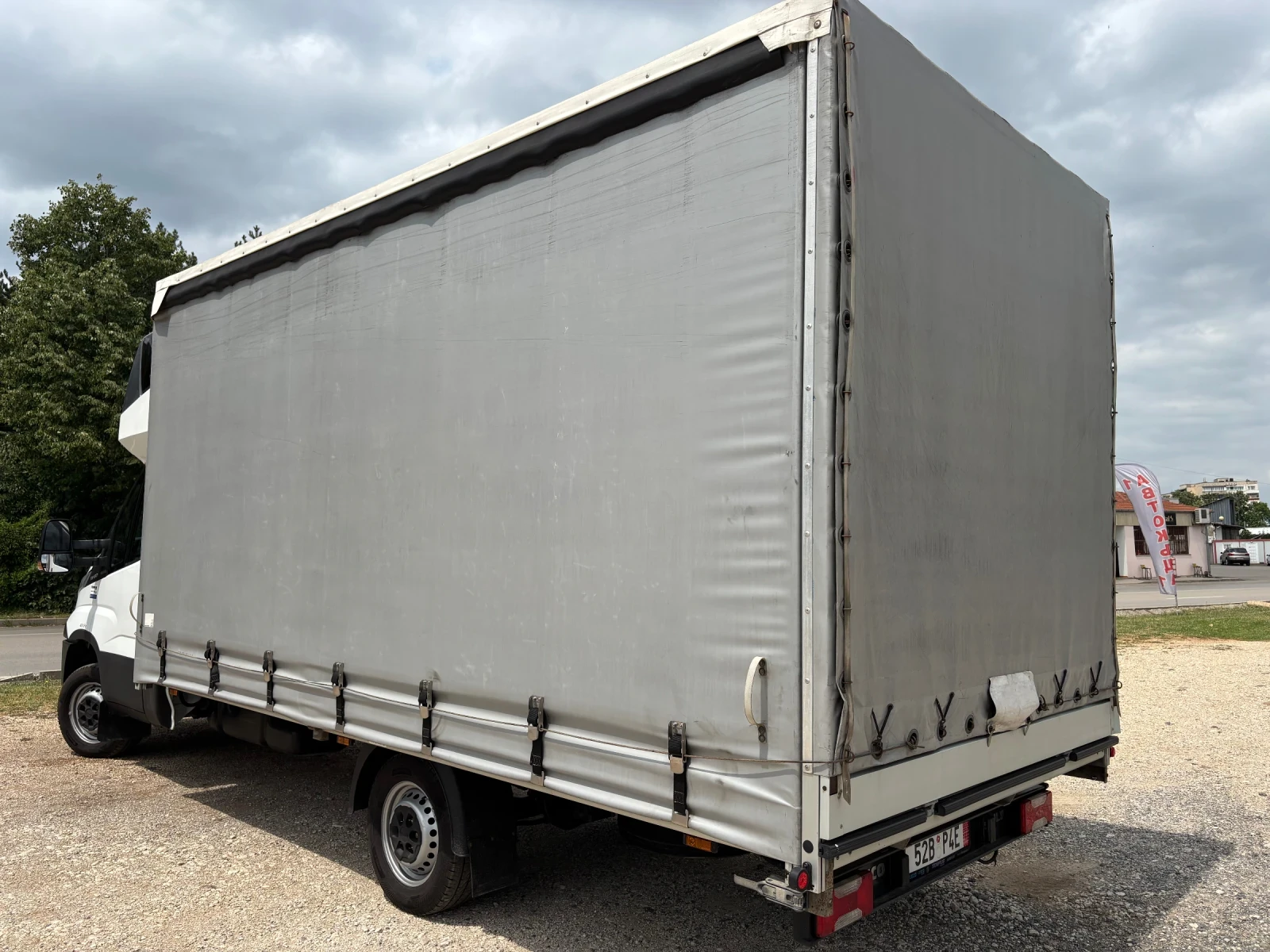 Iveco Daily 3.0 35S18-Климатроник, снимка 5 - Бусове и автобуси - 55122165