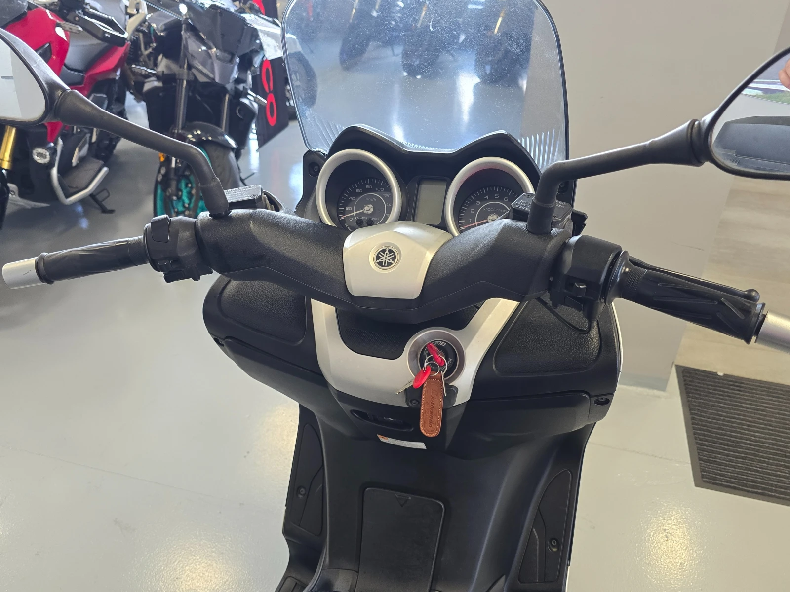 Yamaha X-max 250ie, Face!, снимка 10 - Мотоциклети и мототехника - 54762950