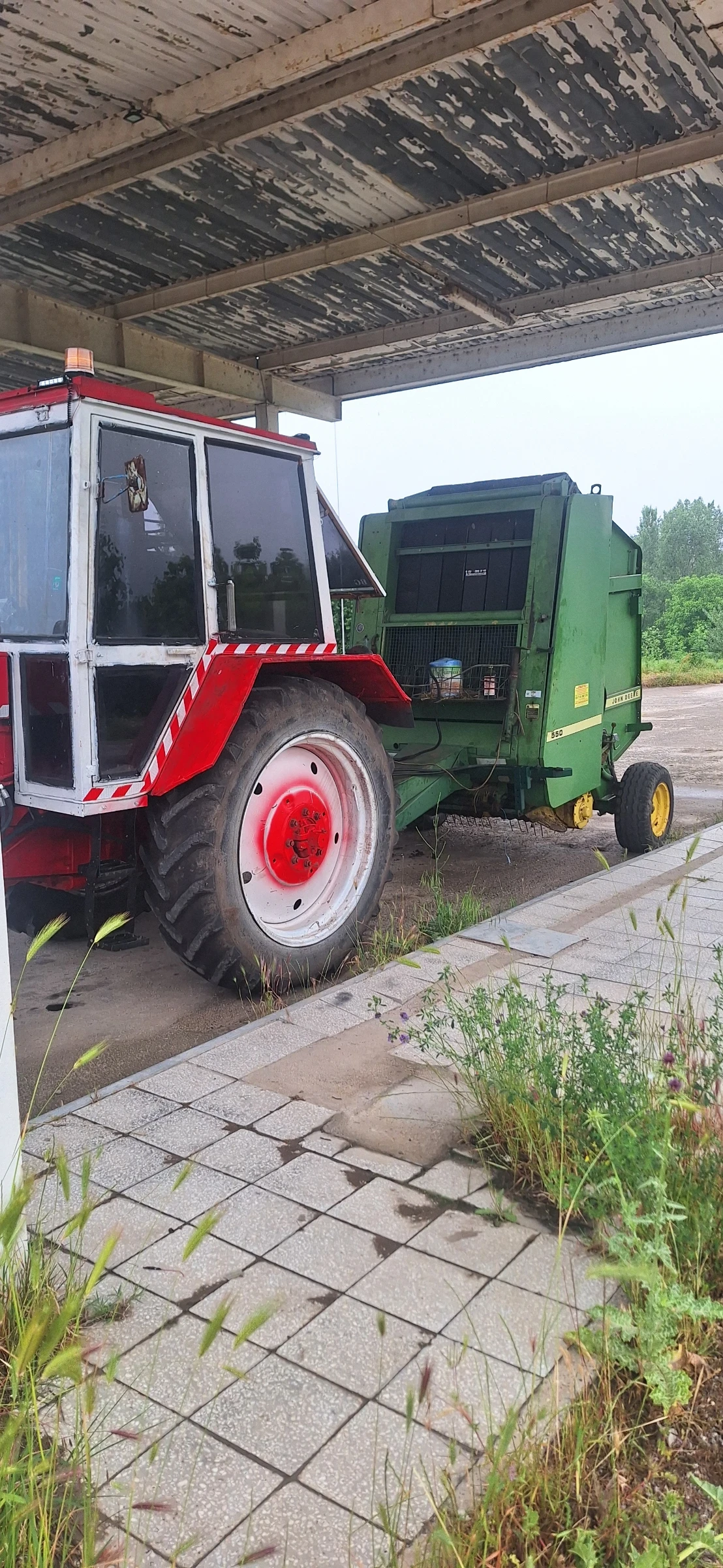 Балировачка John Deere 550, снимка 3 - Селскостопанска техника - 54813284