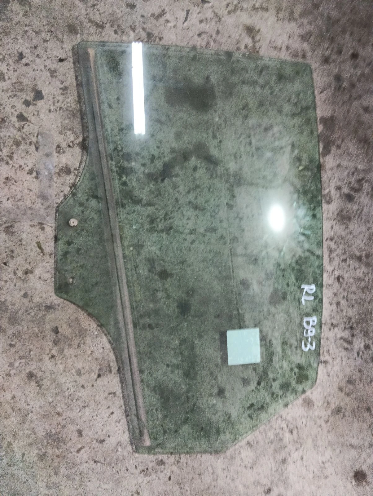 стъкло странично задно ляво седан 43R011025 E000184 Ауди А4 2.0 TFSI