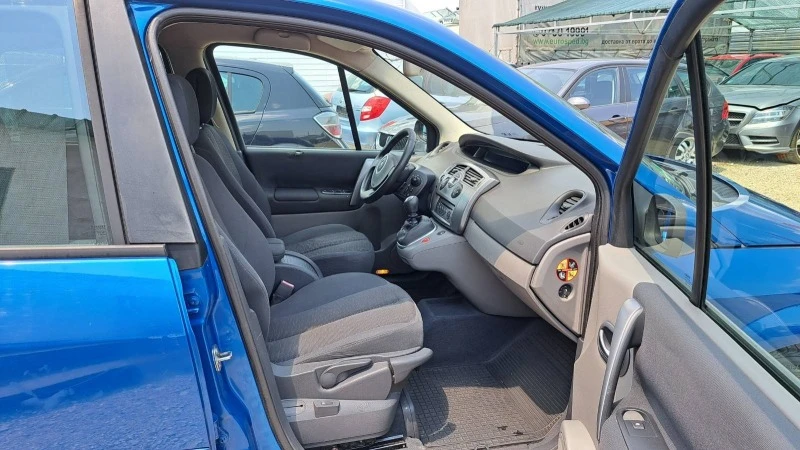 Renault Scenic 1.6 16V NOV VNOS GERMANY, снимка 13 - Автомобили и джипове - 45536449