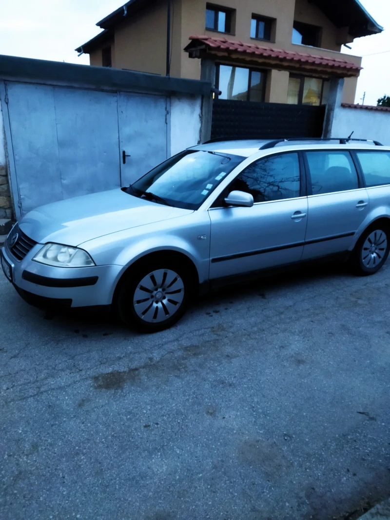 VW Passat, снимка 4 - Автомобили и джипове - 47200803