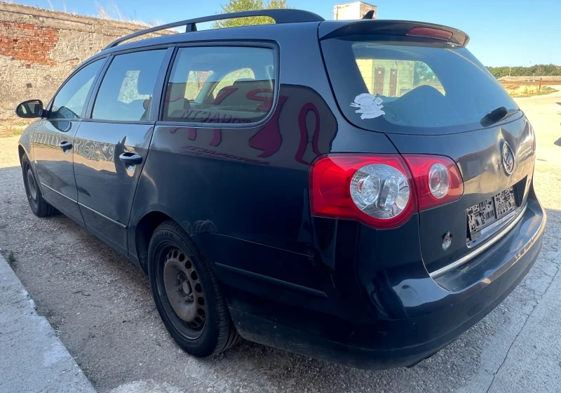 VW Passat B6 2.0TDI, снимка 7 - Автомобили и джипове - 52645636