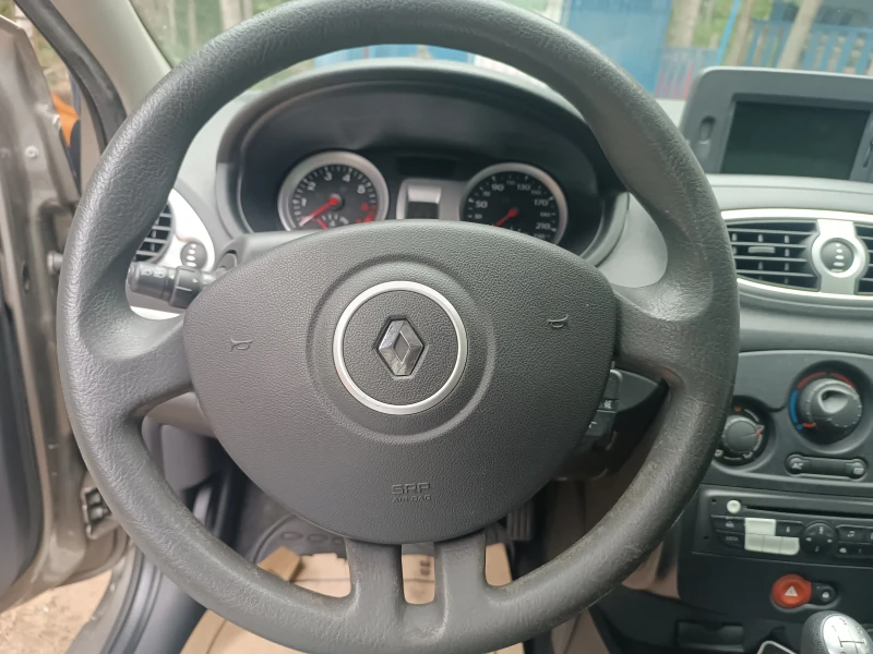Renault Clio 1, 2i, КОЛЕДНА ПРОМОЦИЯ, Перфектно, ЛИЗИНГ , снимка 6 - Автомобили и джипове - 51708769